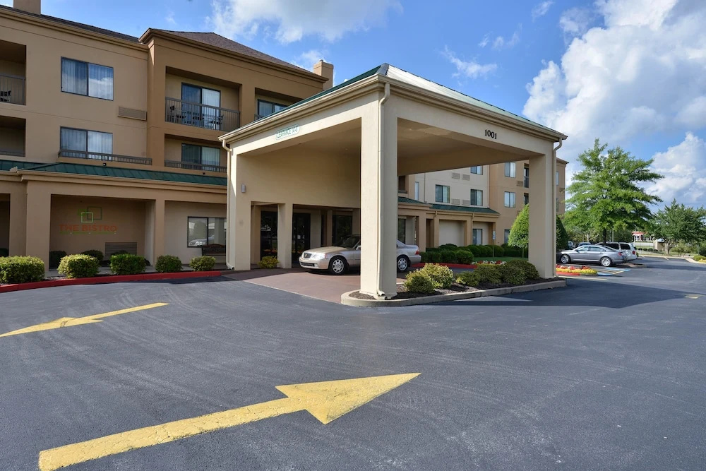 photo 1 of Courtyard Bentonville