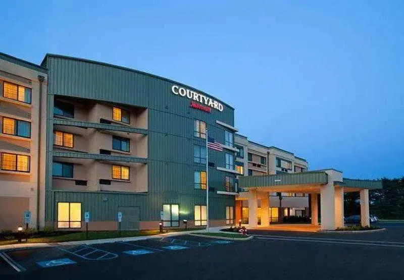 photo 1 of Courtyard Burlington Mt. Holly Westampton