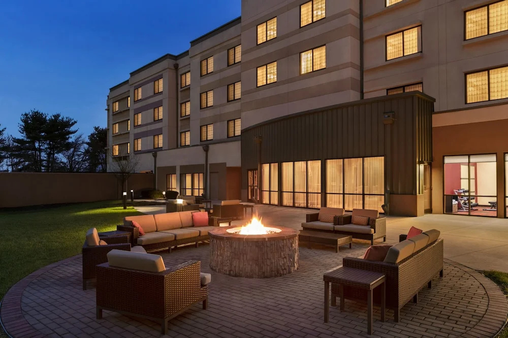 photo 1 of Courtyard Burlington Mt. Holly Westampton