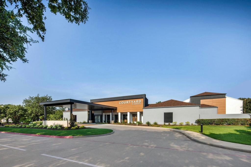 photo 1 of Courtyard by Marriott Addison Midway