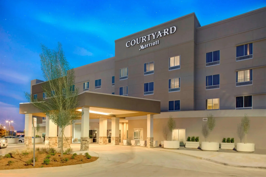 photo 1 of Courtyard by Marriott Atlanta Kennesaw