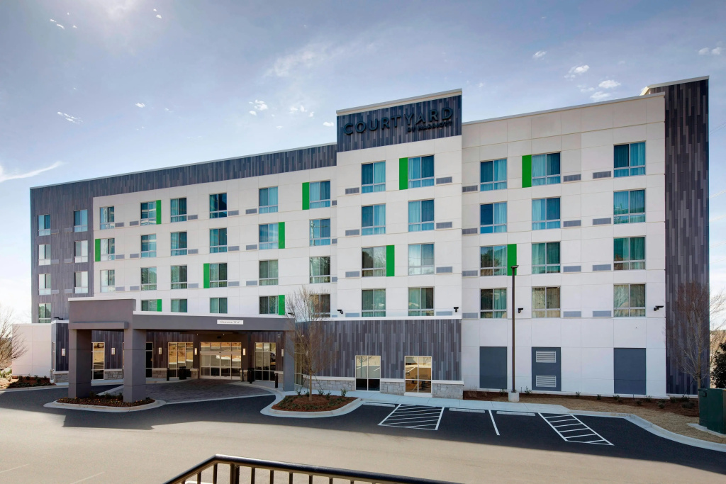 photo 1 of Courtyard by Marriott Atlanta Vinings/Galleria