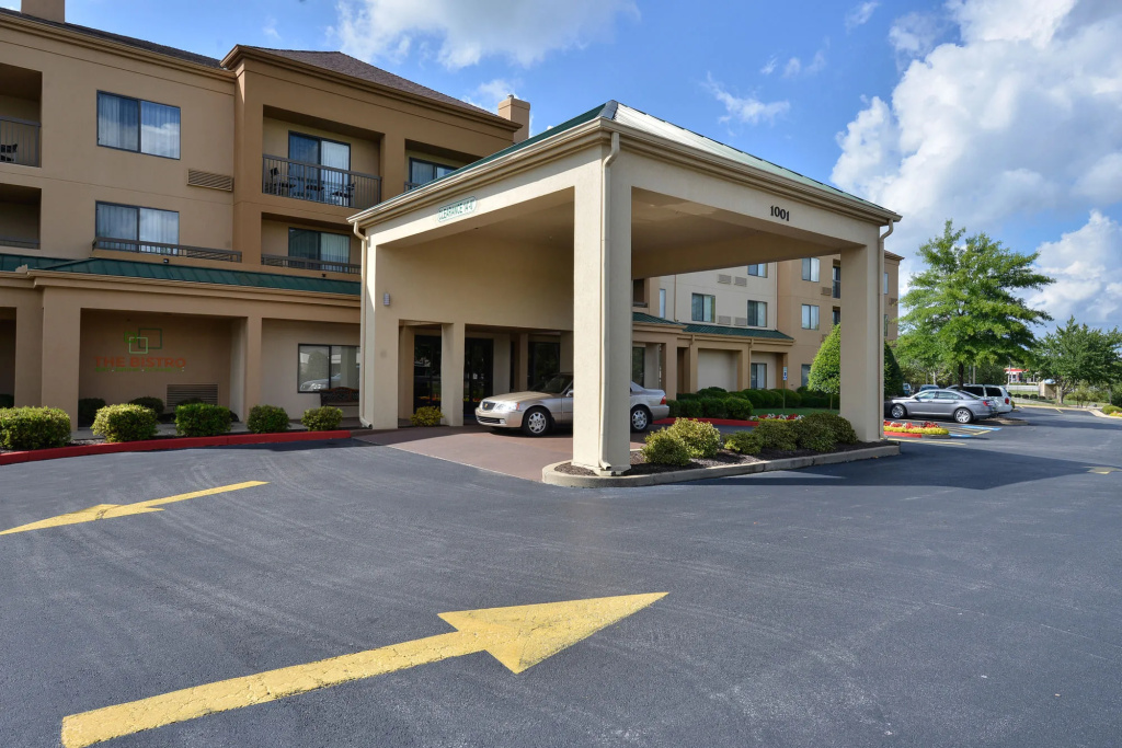 photo 1 of Courtyard By Marriott Bentonville