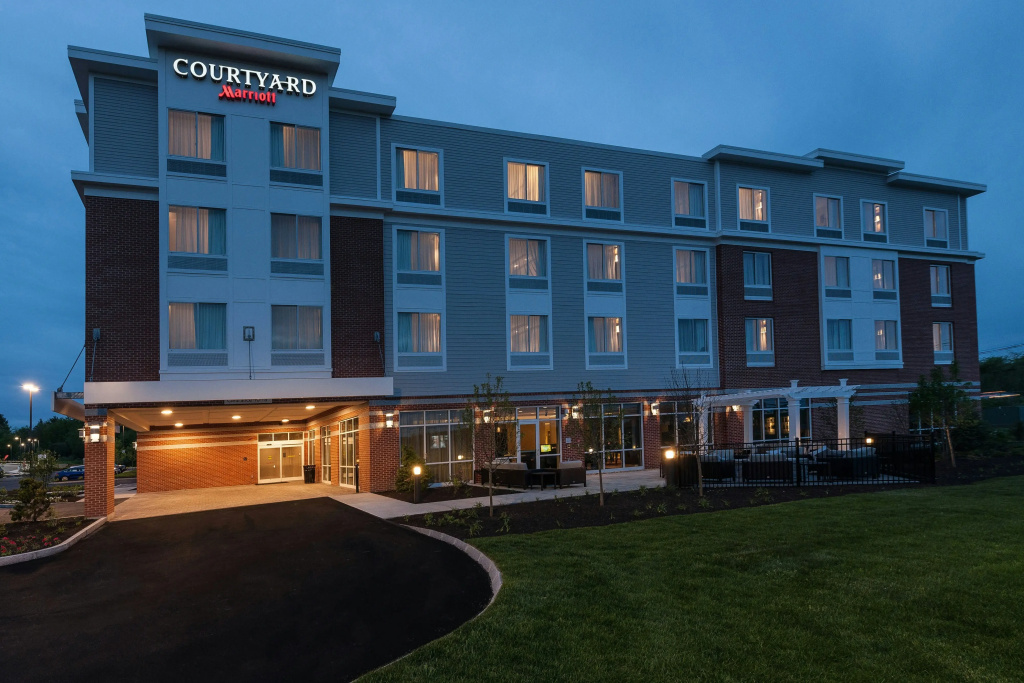 photo 1 of Courtyard by Marriott Boston Littleton