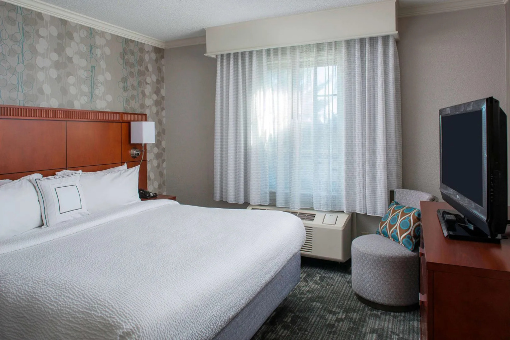 photo 1 of Sonesta Select Boston Lowell Chelmsford