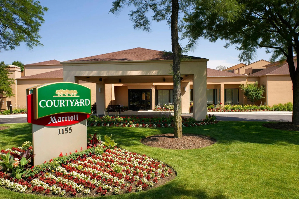 photo 1 of Courtyard by Marriott Chicago Naperville