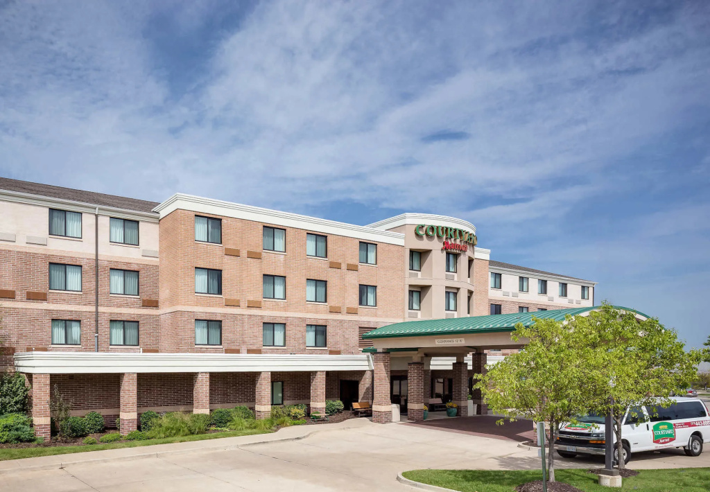 photo 1 of Courtyard by Marriott Columbia Missouri