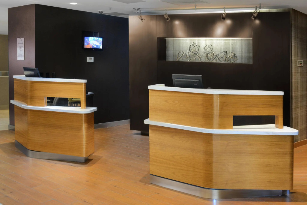 photo 1 of Courtyard by Marriott Dallas Plano Parkway at Preston Road