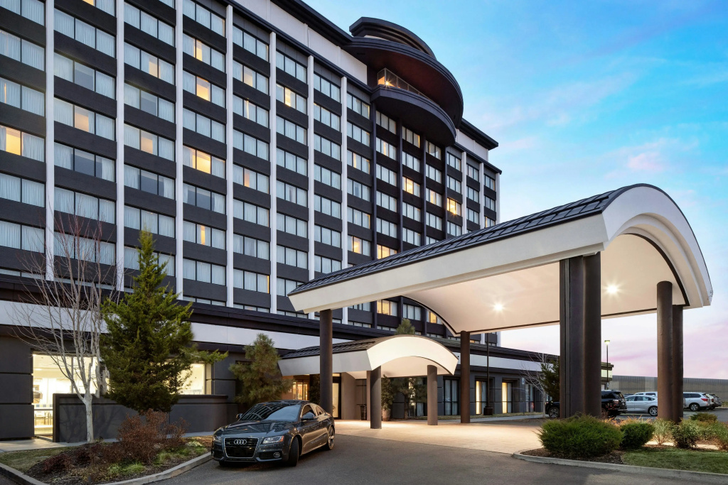 photo 1 of Courtyard by Marriott Denver Cherry Creek