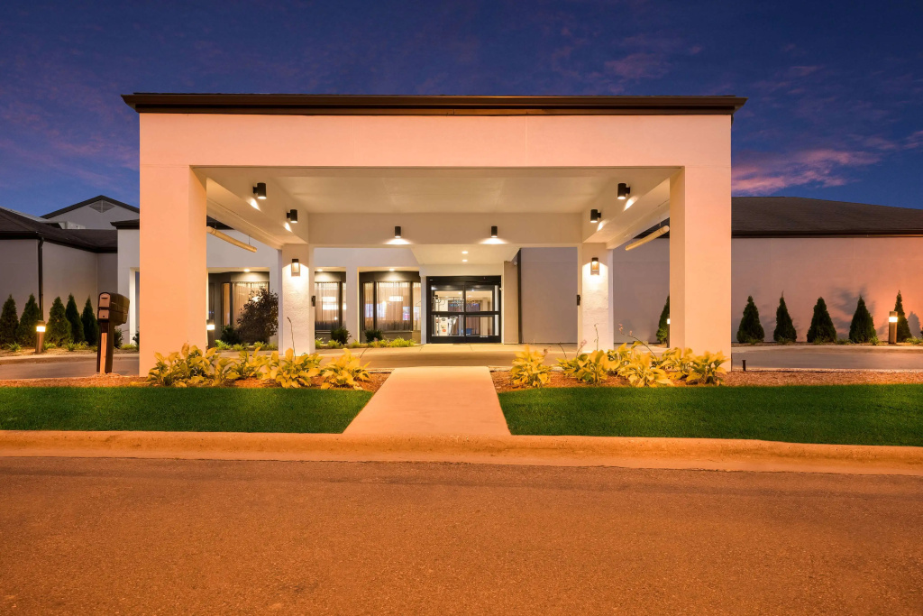 photo 1 of Sonesta Select Detroit Auburn Hills