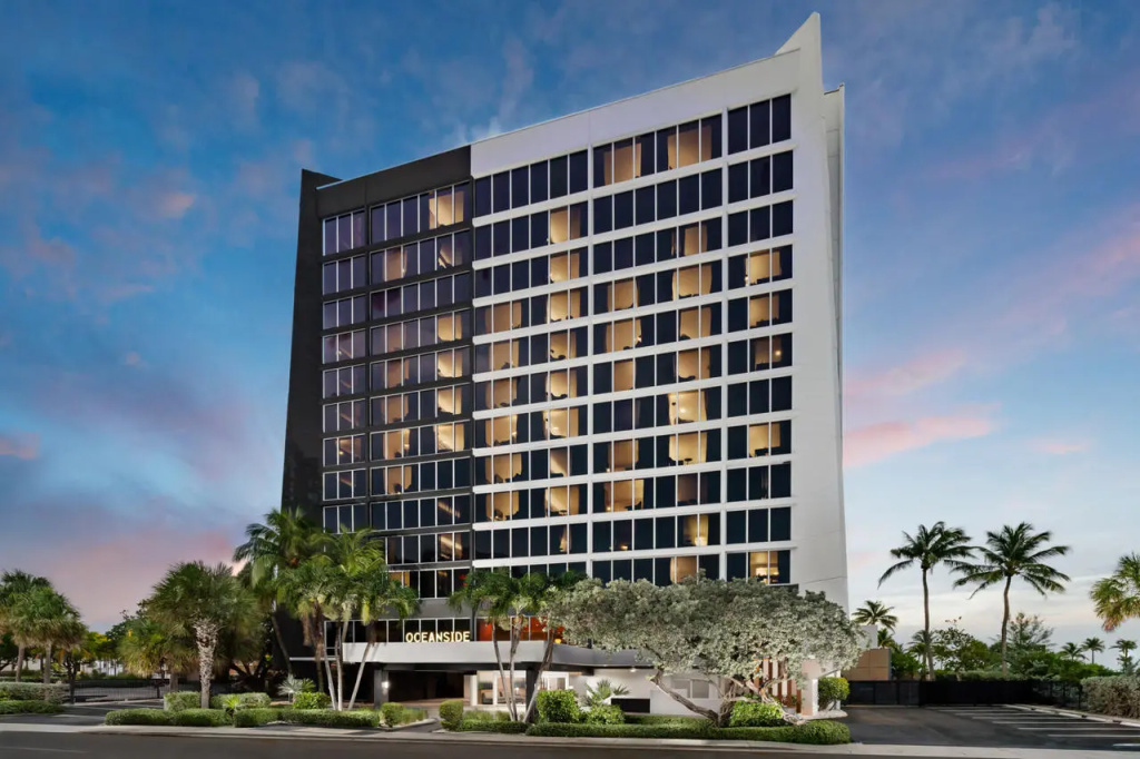 photo 1 of Courtyard by Marriott Oceanside Fort Lauderdale Beach
