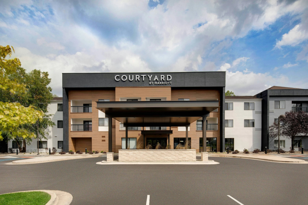 photo 1 of Courtyard by Marriott Grand Rapids Airport