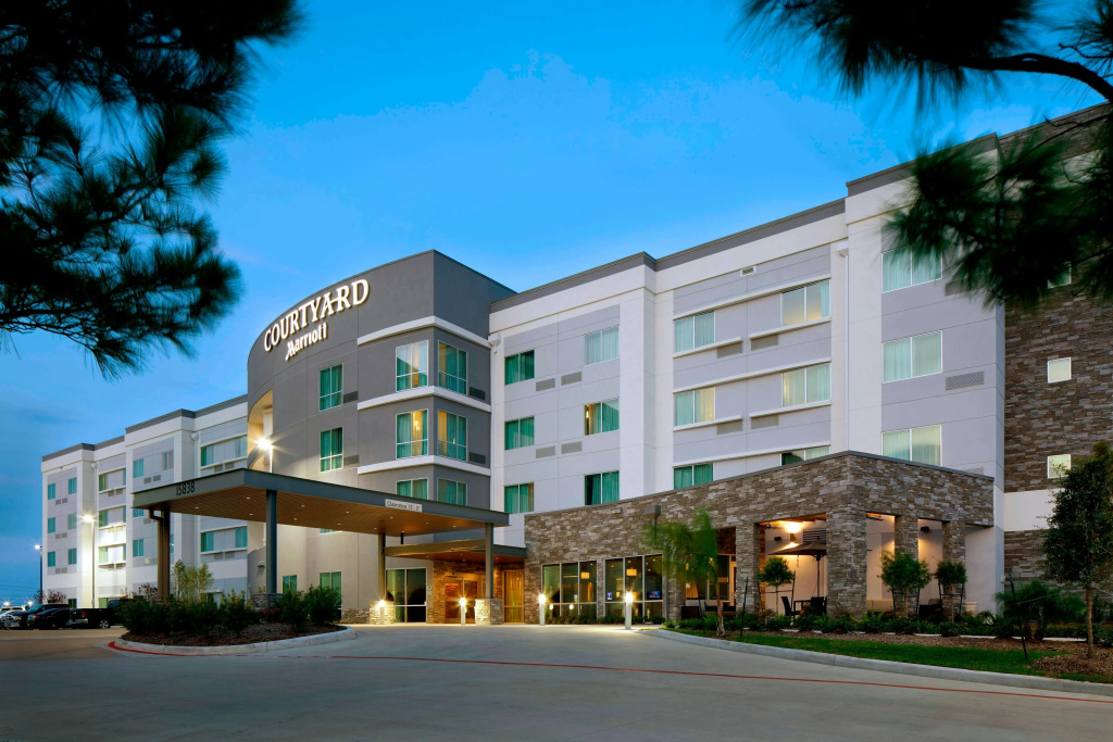 photo 1 of Courtyard by Marriott Houston Intercontinental Airport