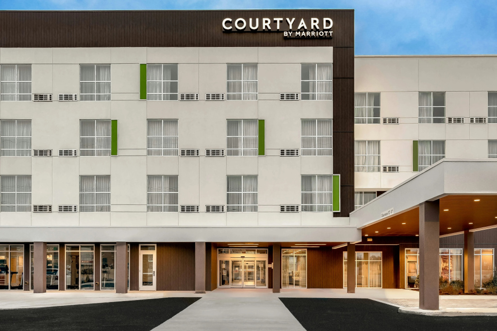 photo 1 of Courtyard by Marriott Jonesboro