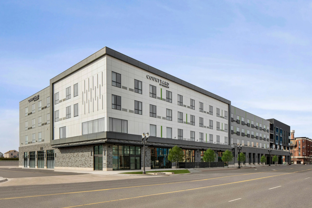 photo 1 of Courtyard by Marriott Lansing Downtown