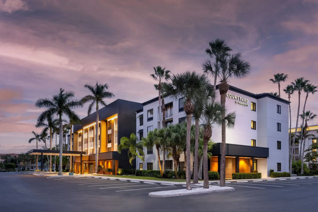 photo 1 of Courtyard by Marriott - Naples