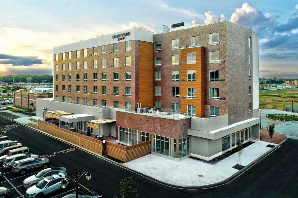 photo 1 of Courtyard by Marriott North Brunswick