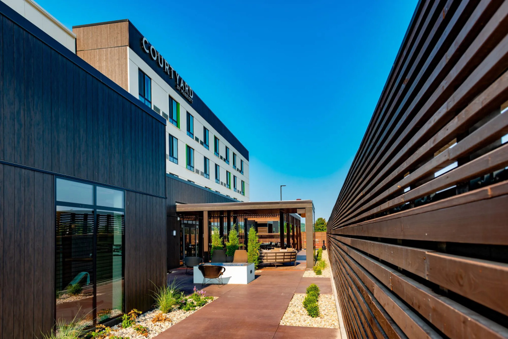 photo 1 of Courtyard by Marriott Omaha East/Council Bluffs, IA