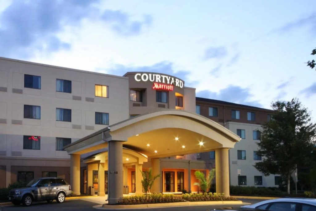 photo 1 of Courtyard by Marriott Potomac Mills Woodbridge