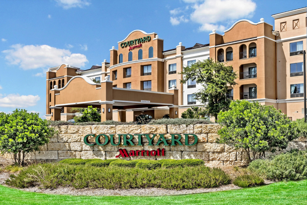 photo 1 of Courtyard by Marriott San Antonio SeaWorld - Westover Hills