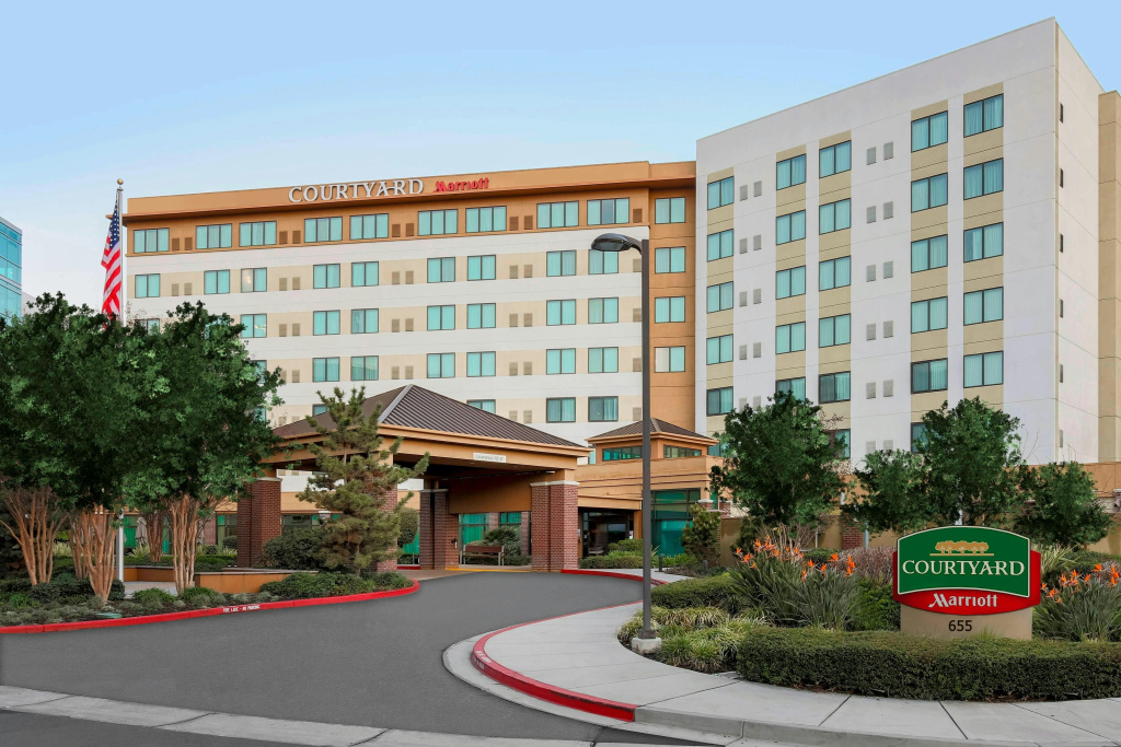 photo 1 of Courtyard by Marriott San Jose Campbell