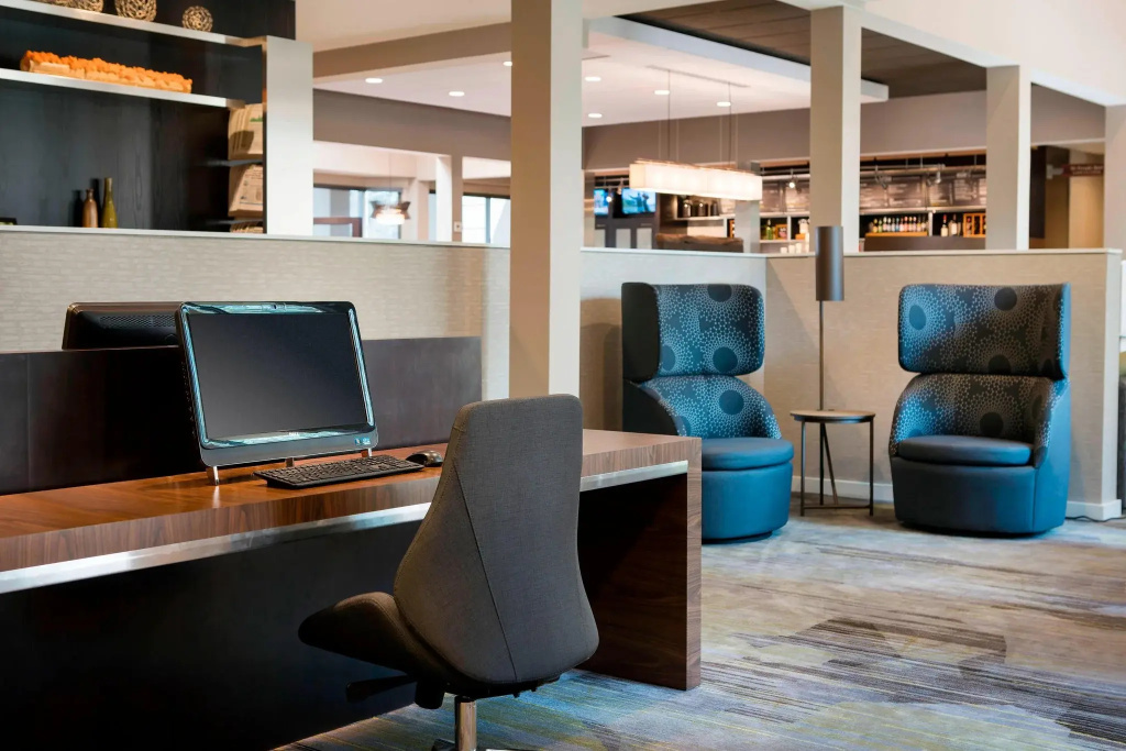 photo 1 of Courtyard by Marriott San Mateo Foster City
