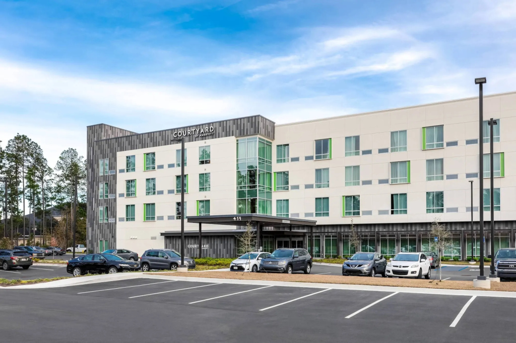 photo 1 of Courtyard by Marriott Savannah Airport