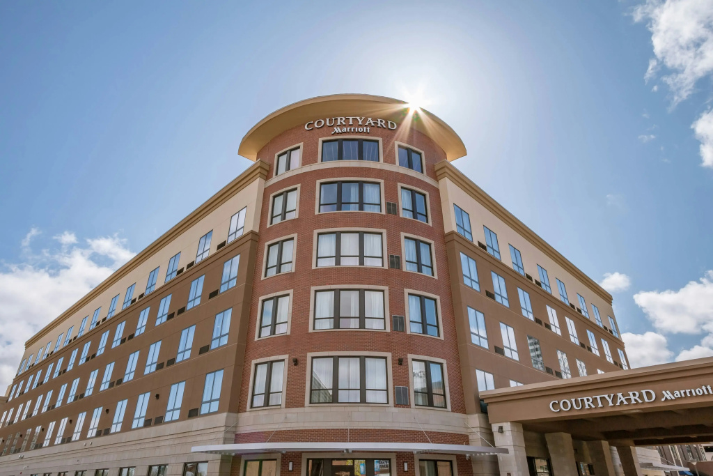 photo 1 of Courtyard by Marriott South Bend Downtown