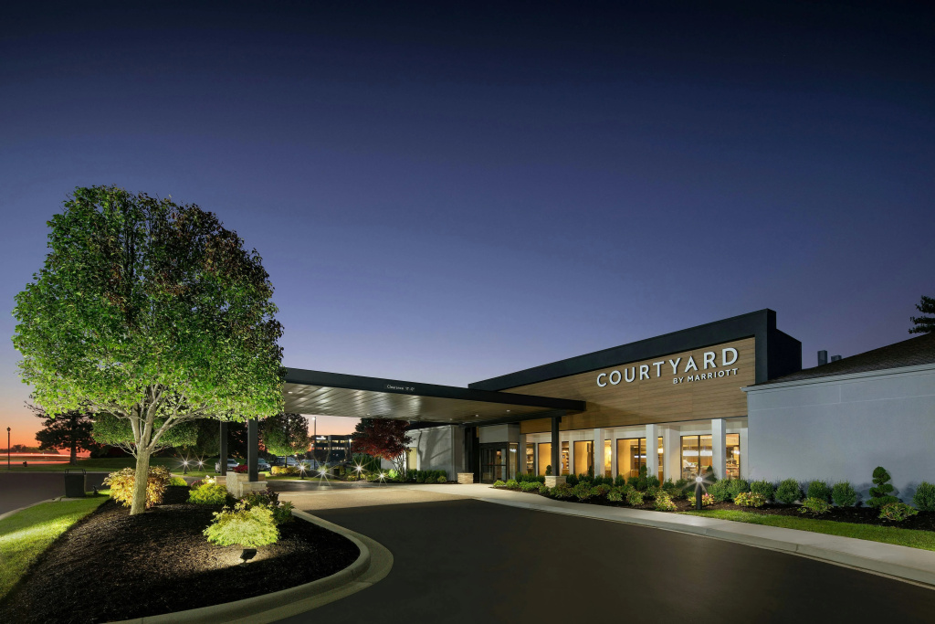 photo 1 of Courtyard by Marriott Southfield