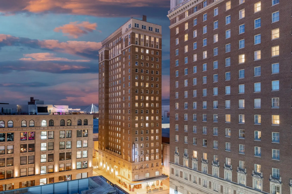 photo 1 of Courtyard by Marriott St. Louis Downtown/Convention Center