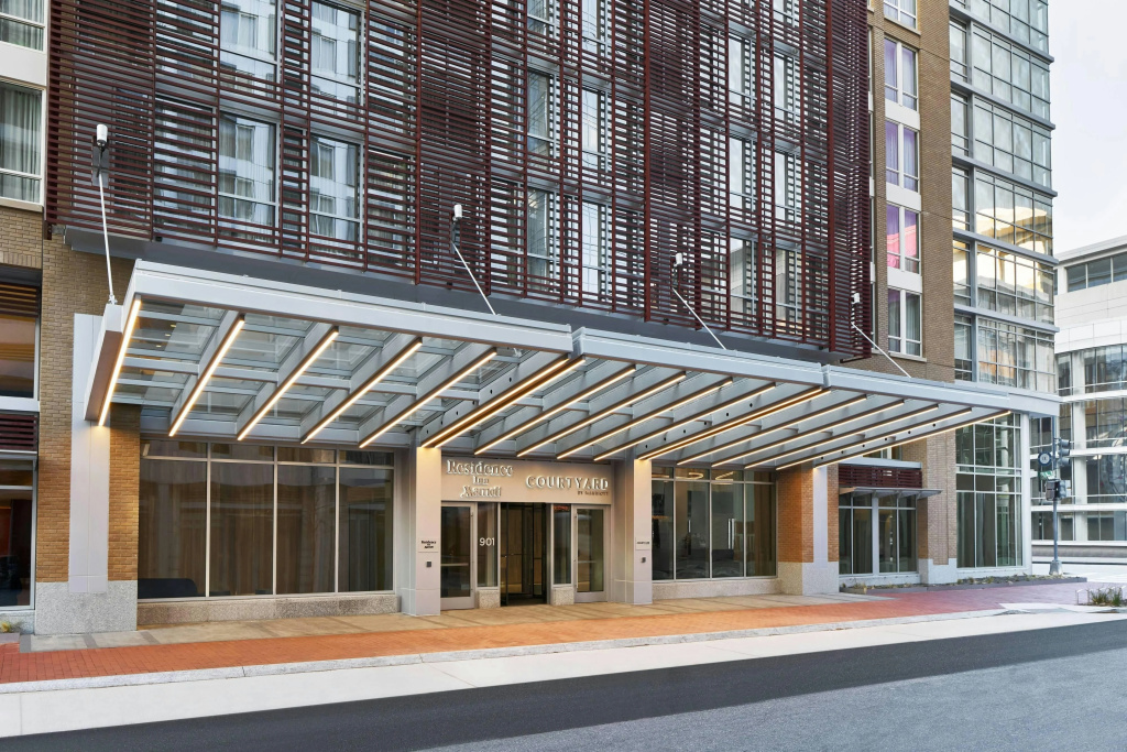 photo 1 of Courtyard by Marriott Washington Downtown/Convention Center