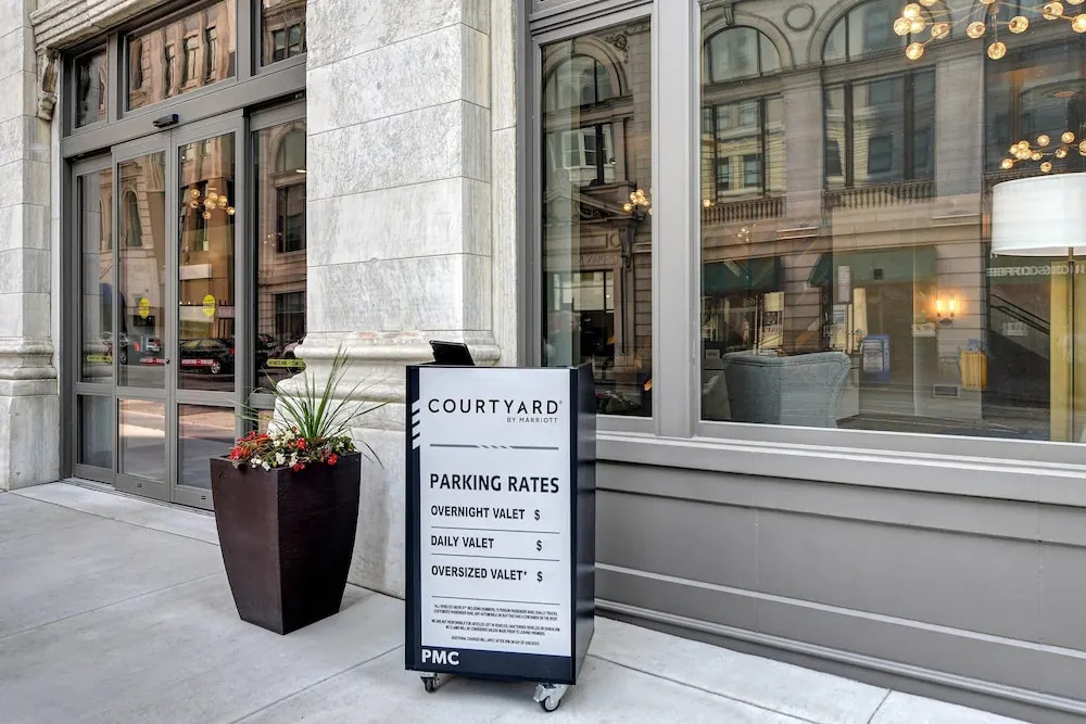photo 1 of Courtyard Cincinnati Downtown
