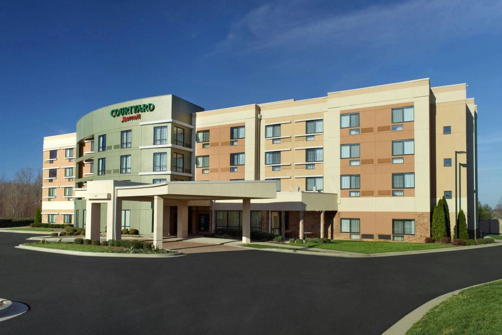 photo 1 of Courtyard by Marriott Clarksville