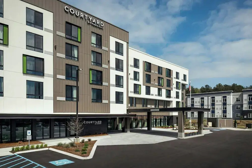 photo 1 of Courtyard Cleveland