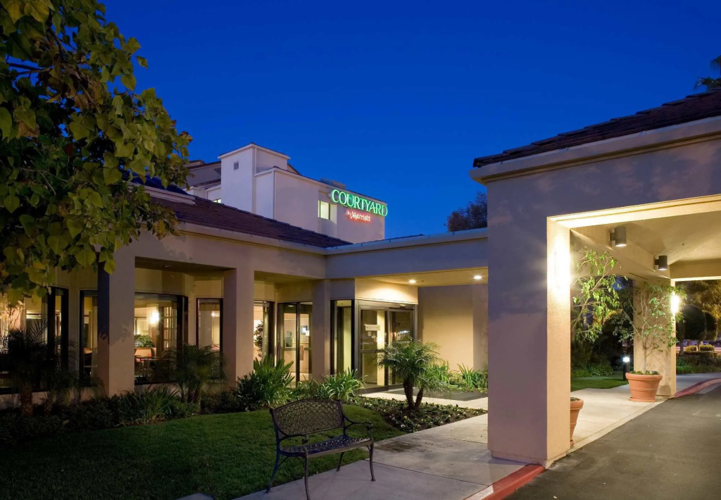 photo 1 of Courtyard by Marriott Costa Mesa South Coast Metro