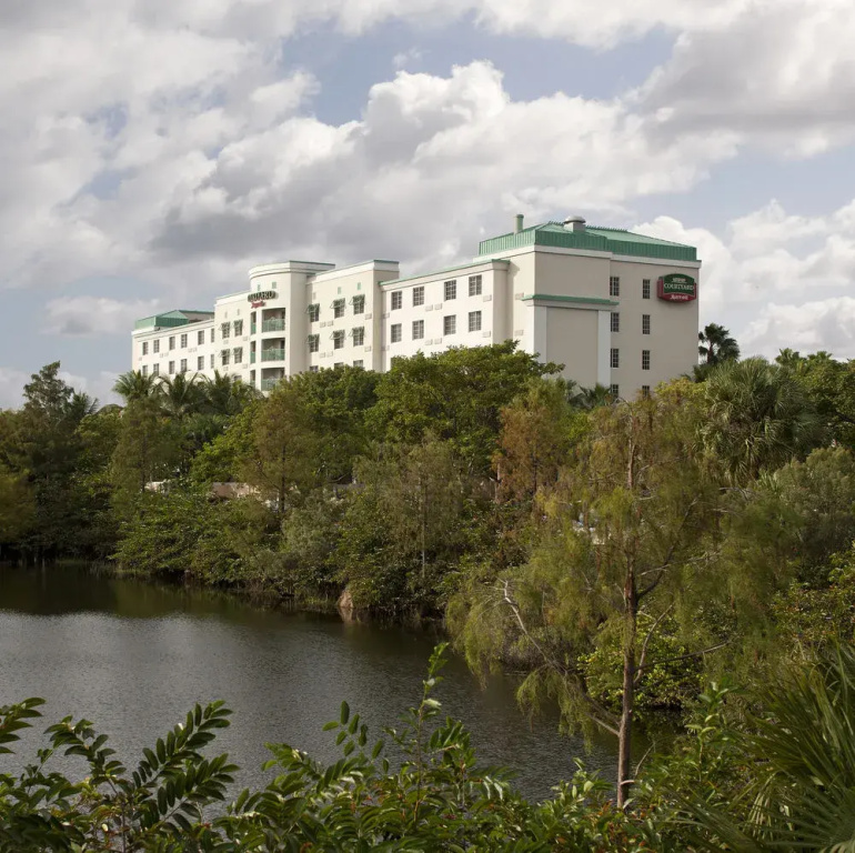 photo 1 of Courtyard Fort Lauderdale Airport & Cruise Port