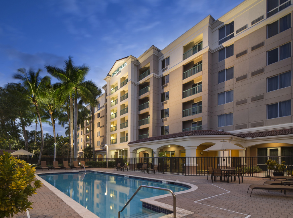 photo 1 of Courtyard Fort Lauderdale Weston