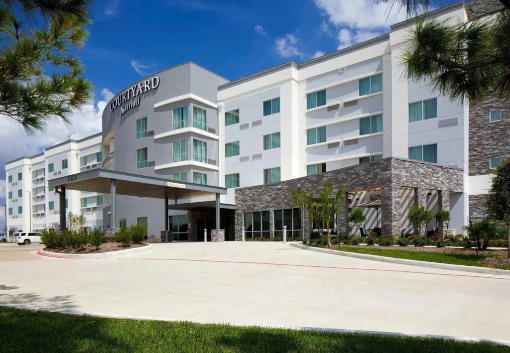 photo 1 of Courtyard Houston Intercontinental Airport