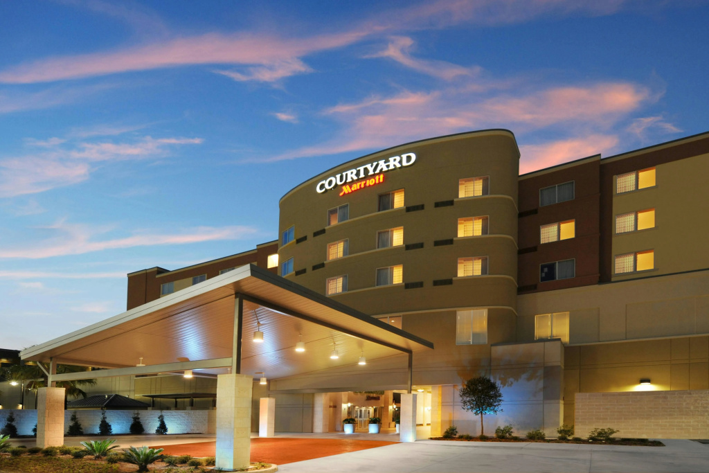 photo 1 of Courtyard by Marriott Houston Pearland