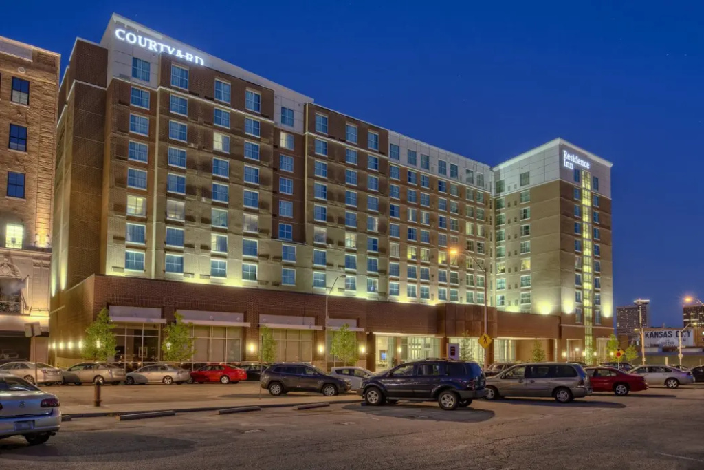 photo 1 of Courtyard Kansas City Downtown/Convention Center