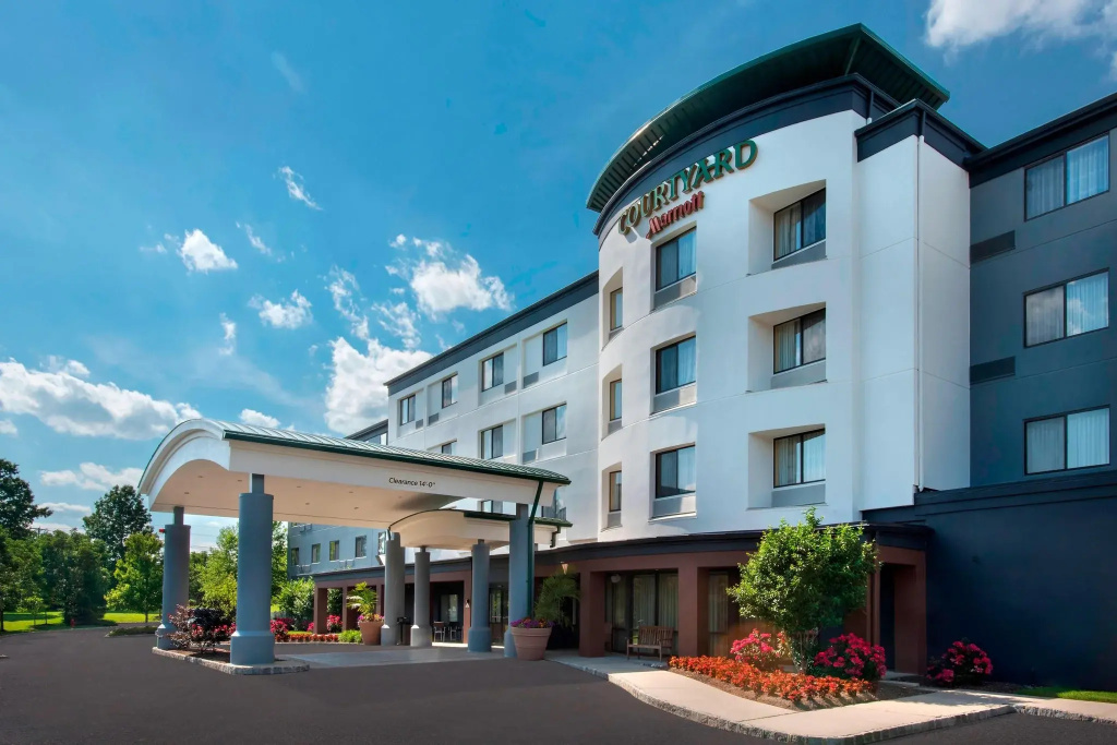 photo 1 of Courtyard by Marriott Lebanon