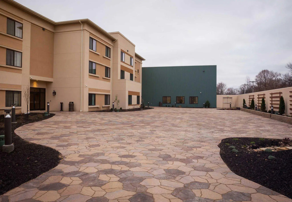 photo 1 of Courtyard Marriott Lafayette