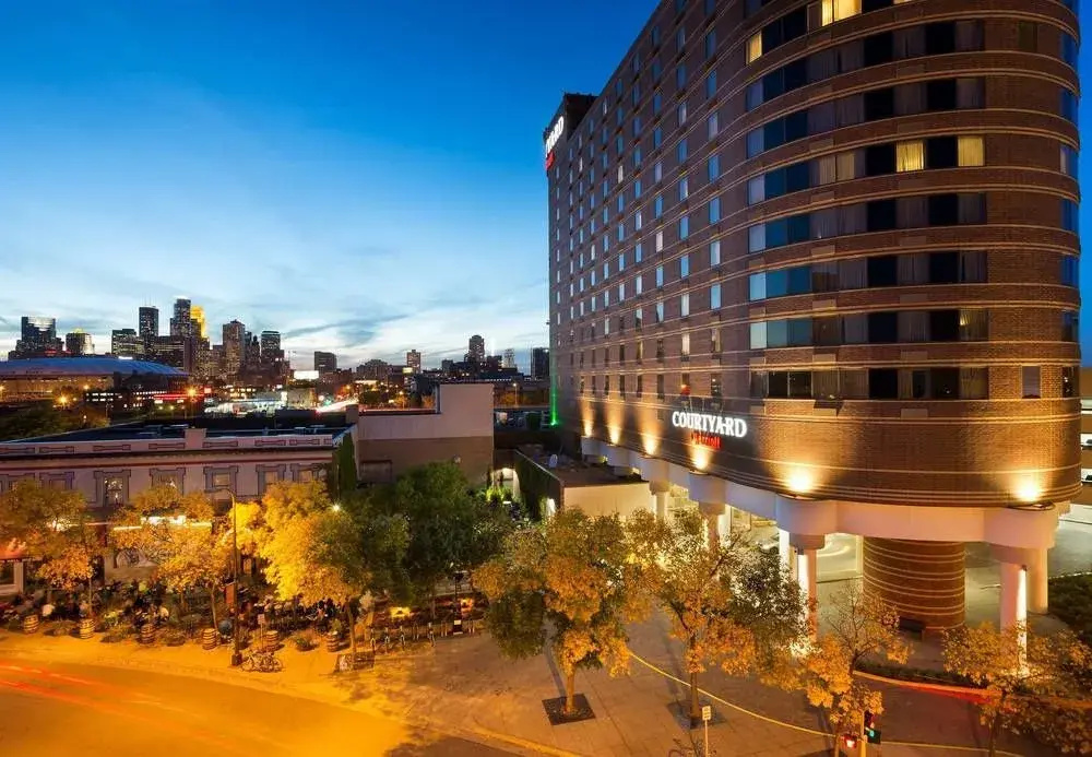 photo 1 of Courtyard Minneapolis Metrodome