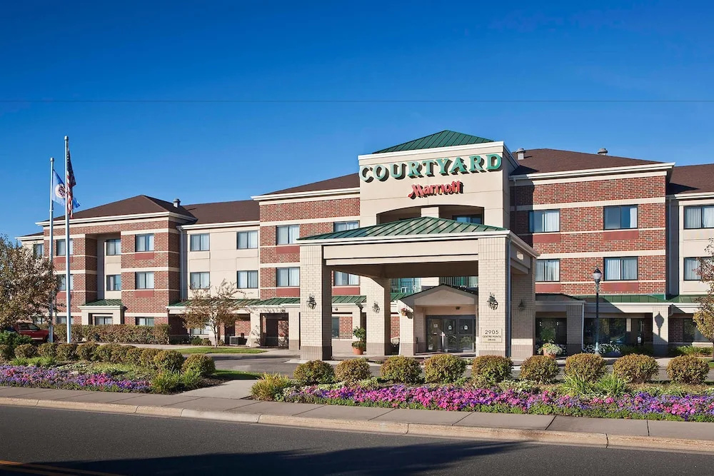 photo 1 of Courtyard Minneapolis St. Paul/Roseville