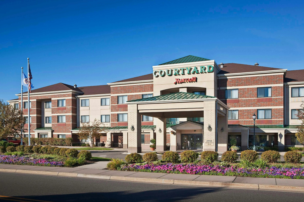 photo 1 of Courtyard Minneapolis St. Paul/Roseville by Marriott