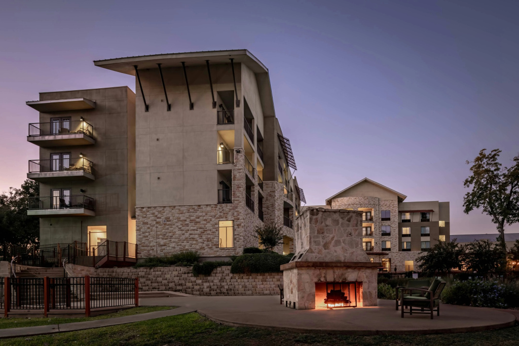 photo 1 of Courtyard by Marriott New Braunfels River Village