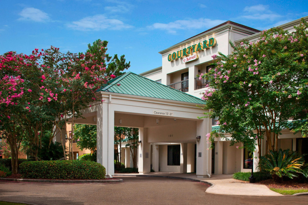 photo 1 of Courtyard by Marriott New Orleans Covington/Mandeville