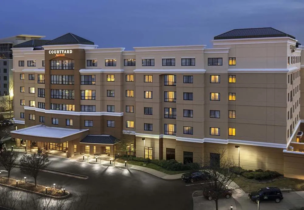 photo 1 of Courtyard Newark Elizabeth