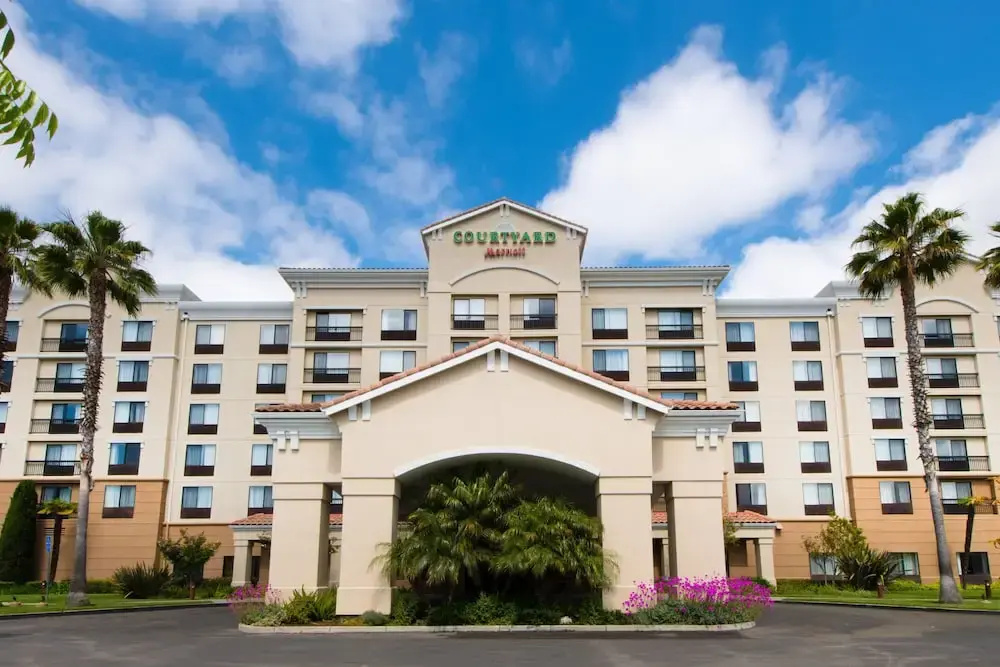 photo 1 of Courtyard Newark Silicon Valley