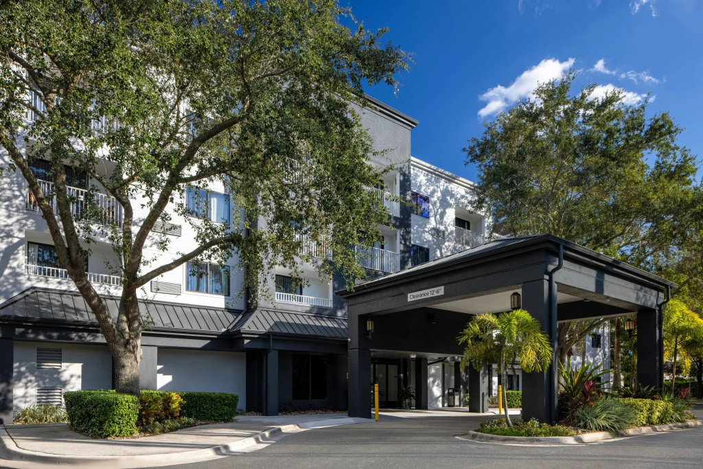 photo 1 of Courtyard by Marriott Orlando Altamonte Springs/Maitland